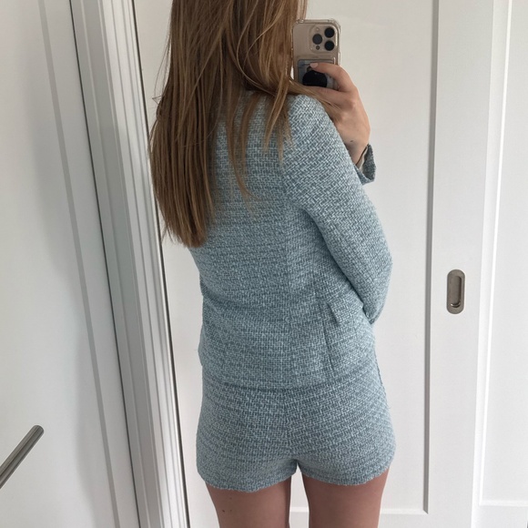 Light Blue Tweed Blazer & Skort Matching Set Size XS - Picture 16 of 16